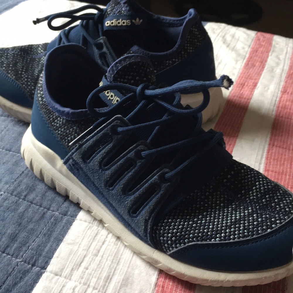 Adidas sneakers size 3